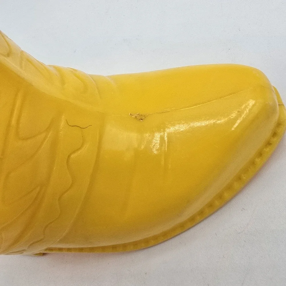 Vintage Plastic Kid Drinking Cup Yellow Boot Spur Cowboy Cowgirl Western Floral